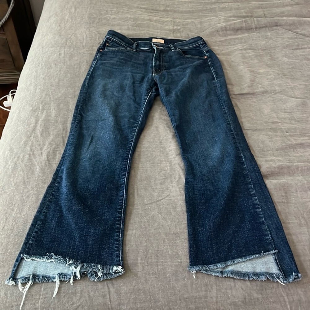 MOTHER insider step crop fray size 26 in clean sweep